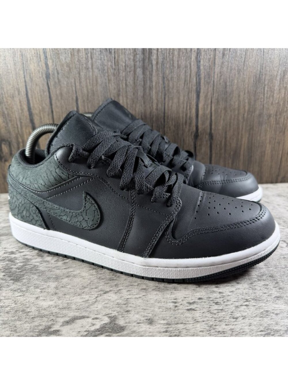Nike Air Jordan 1 Low SE Shoes Men's 7.5 Women's 9 'Black Elephant' FB9907-001